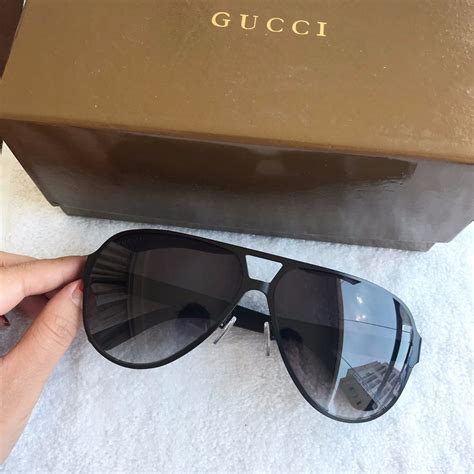 Óculos de Sol Masculino Gucci .